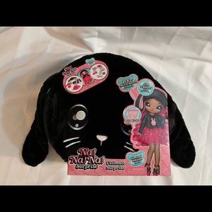 Na Na Na Surprise Ultimate Surprise Black Bunny Doll w Black Bunny Tote